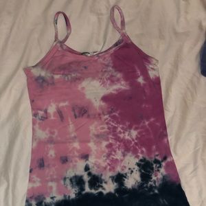 Hard Tail Yoga Top Size XS